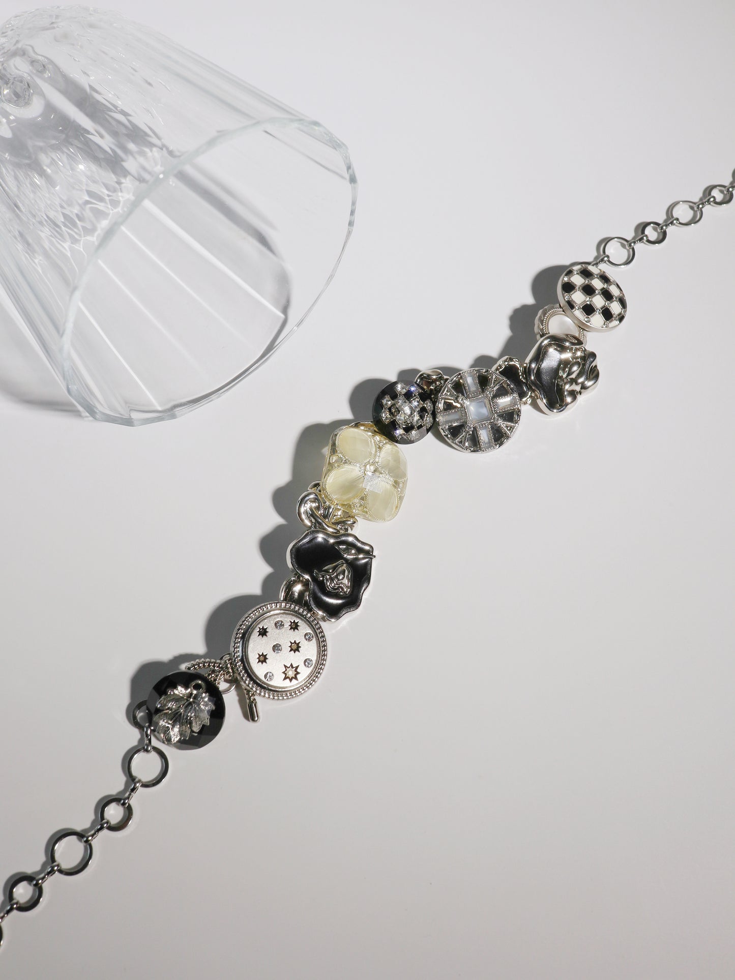 Treasure Hunter 0001 Necklace / Choker